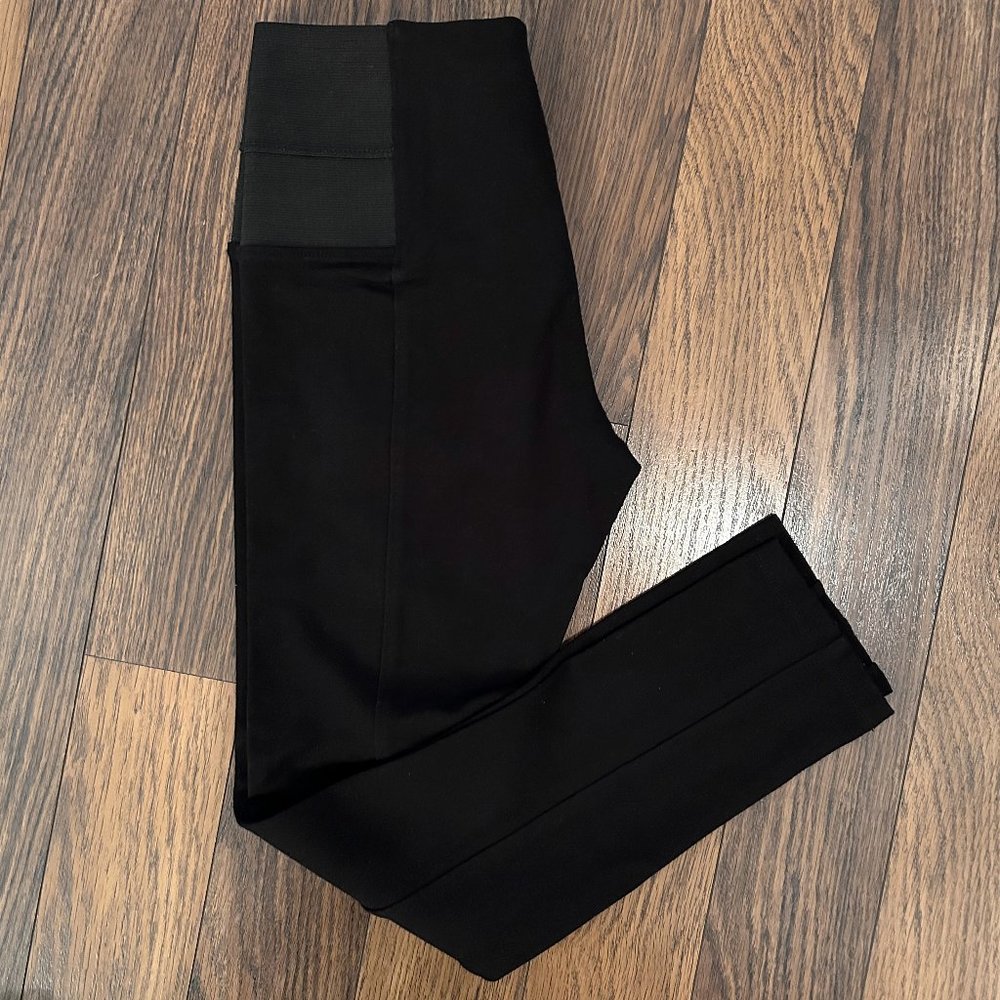 Le Chateau Women's Black Stretch Pants